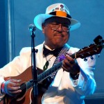 Dennis at the 2012 Na Hoku Hanohano Awards